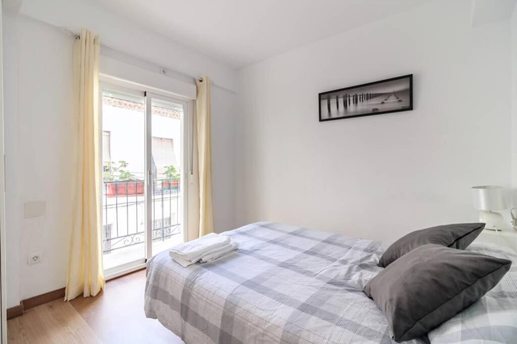 Lovely Apartment In The Centre Wifi Granada Bagian luar foto