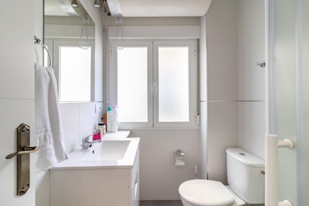 Lovely Apartment In The Centre Wifi Granada Bagian luar foto