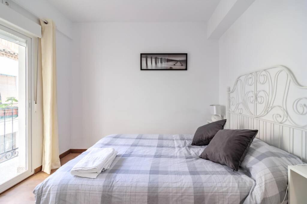 Lovely Apartment In The Centre Wifi Granada Bagian luar foto